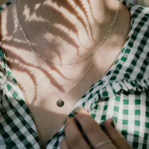 Outlet Faith Silverhalsband dubbel kedja med bricka