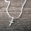Online Faith Silverhalsband kors
