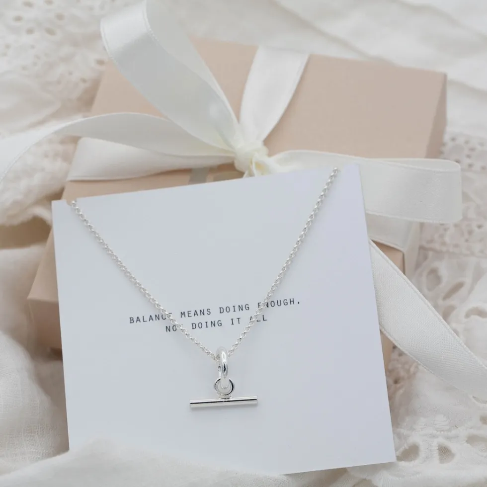 silverhalsband_liten_tbar_1.webp Clearance Faith Silverhalsband liten T-bar