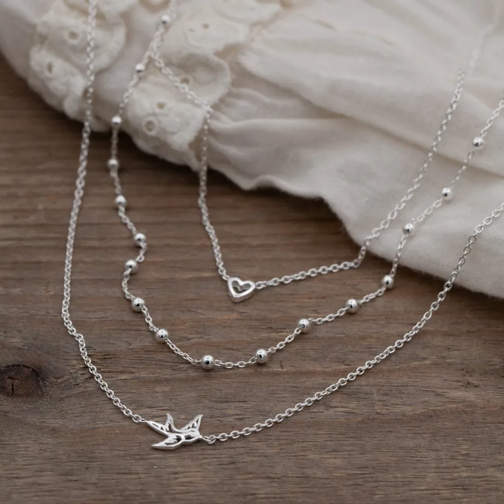 silverhalsband_minihjrta_3.webp Outlet Faith Silverhalsband minihjärta