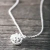 Fashion Faith Silverhalsband rund kärleksknut