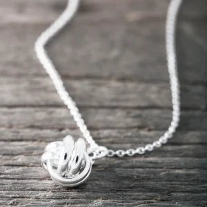 Fashion Faith Silverhalsband rund kärleksknut