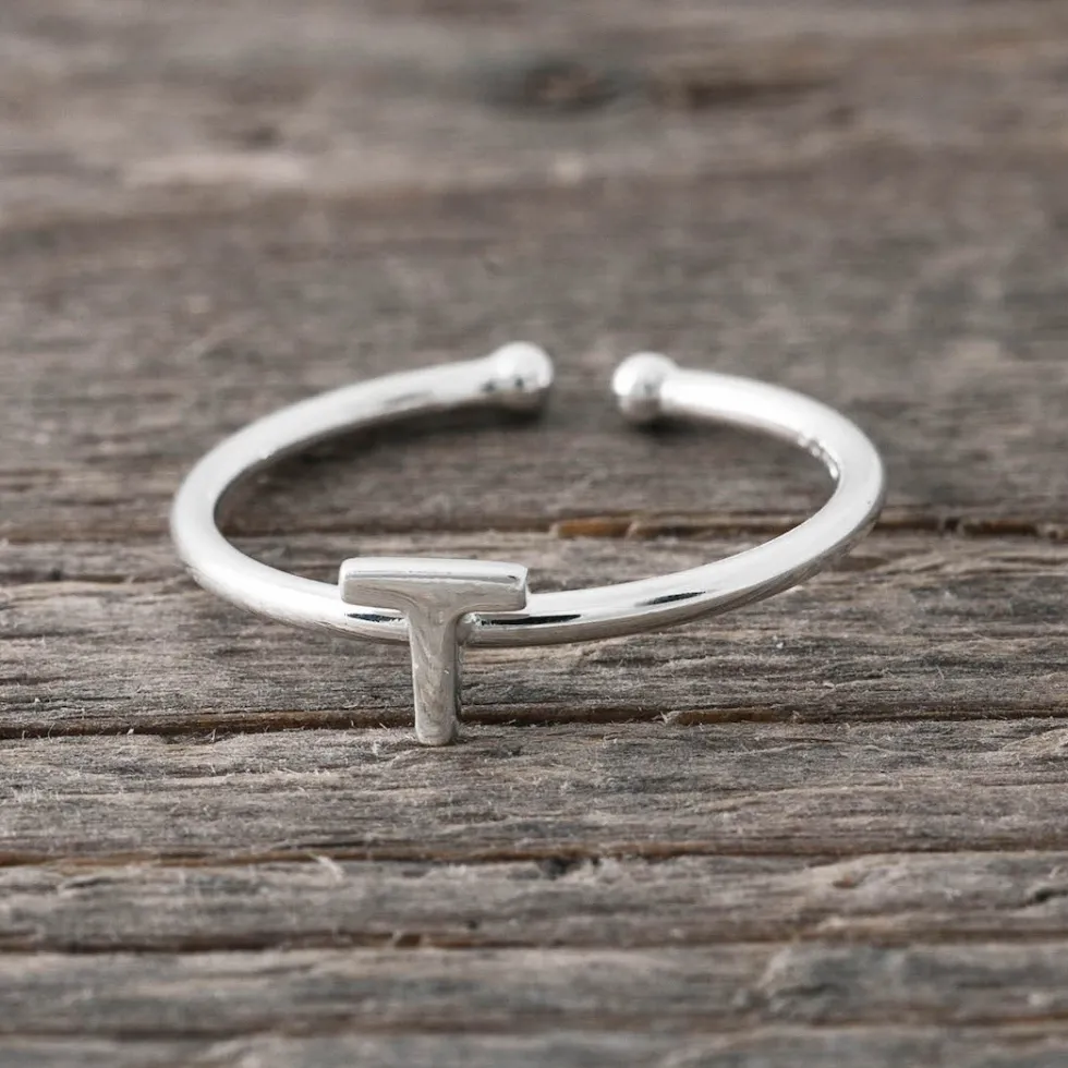 silverring_bokstav_t_0.webp Discount Faith Silverring bokstav T
