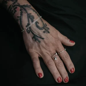 Fashion Faith Silverring kulor omlott