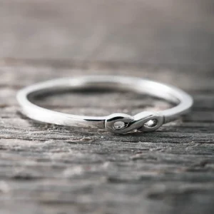 Best Faith Silverring liten infinity
