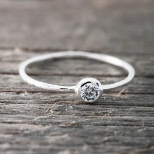 Online Faith Silverring supertunn m vit C/Z sten
