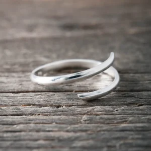 Outlet Faith Silverring tunn omlott